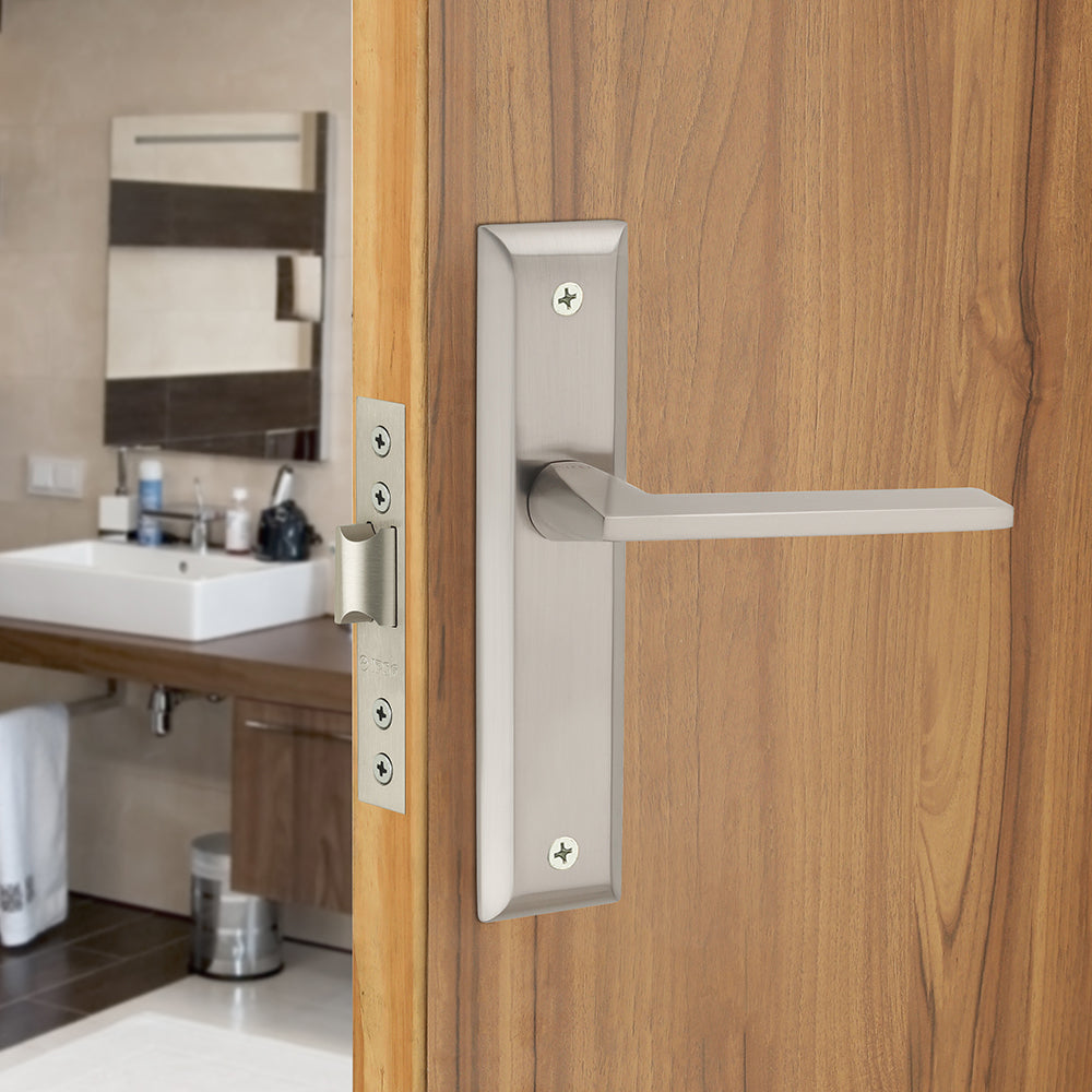 IPSA Mynza Iris Series Handle PKY Lockset For Bathroom Finish FSS